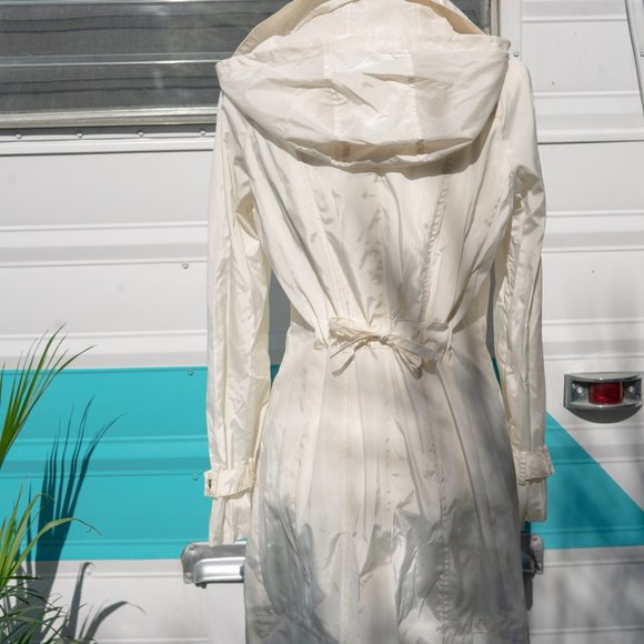 Cole Haan Rain Jacket - Picture 2 of 11